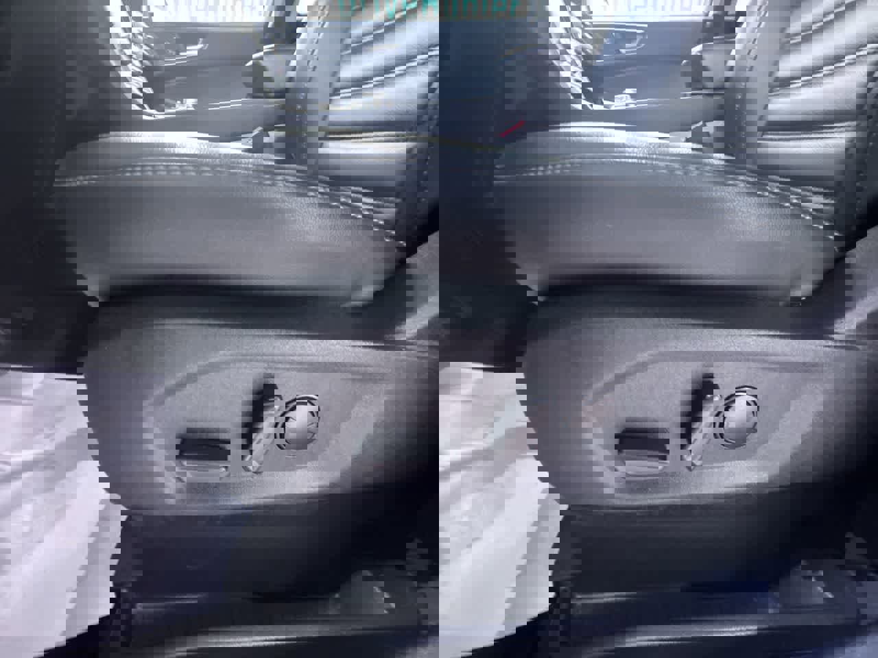 Used 2024 Ford Edge SEL image 13