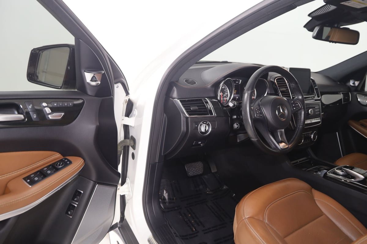 Used 2019 Mercedes-Benz GLS 550 4MATIC w/ Driver Assistance Package image 52
