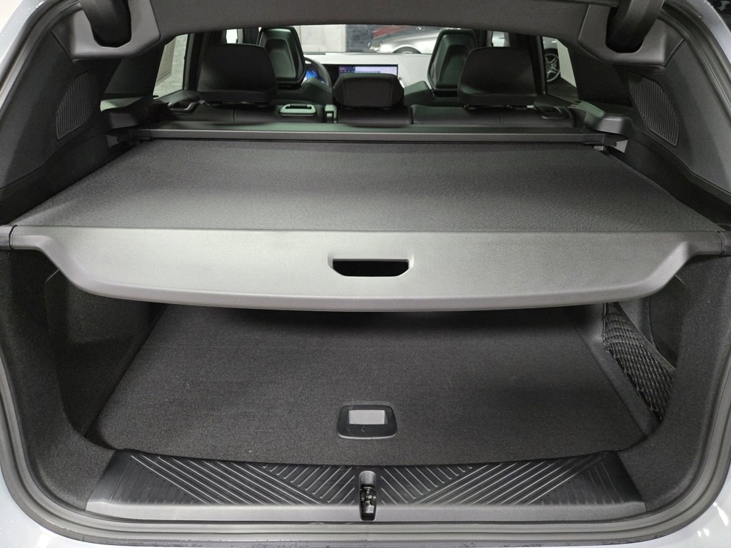 Used 2025 BMW X3 M50 w/ Premium Package image 45