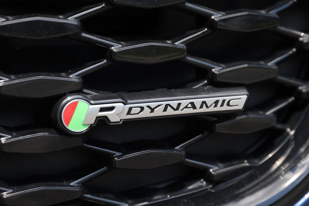 Used 2022 Jaguar XF R-Dynamic SE AWD/4WD image 8