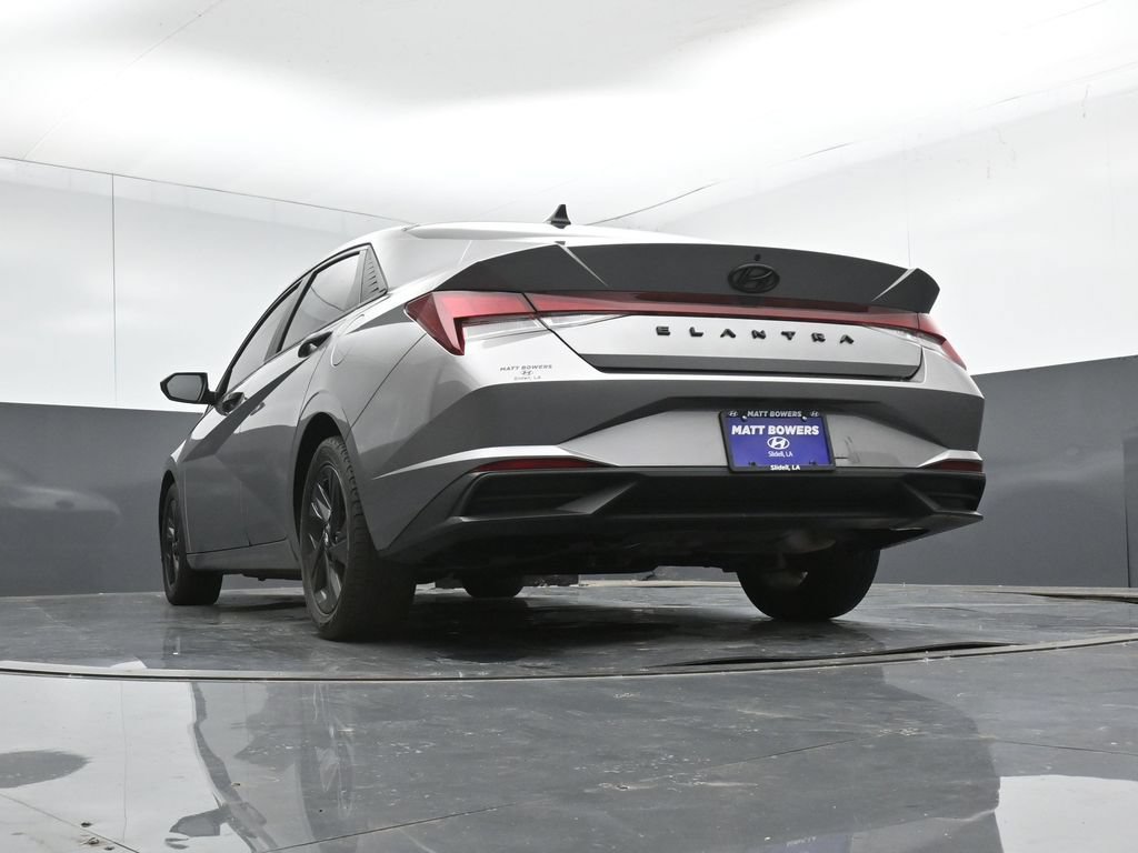 Used 2023 Hyundai Elantra SEL w/ Cargo Package FWD image 40