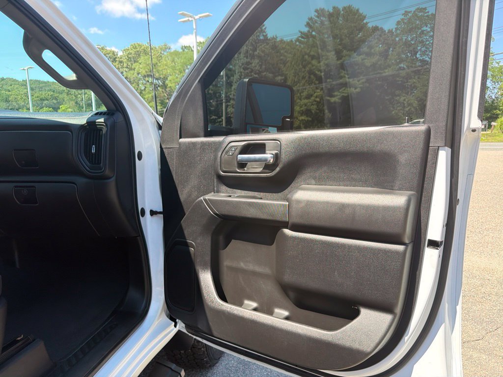 Certified 2022 Chevrolet Silverado 2500 Custom w/ Custom Value Package AWD/4WD image 34