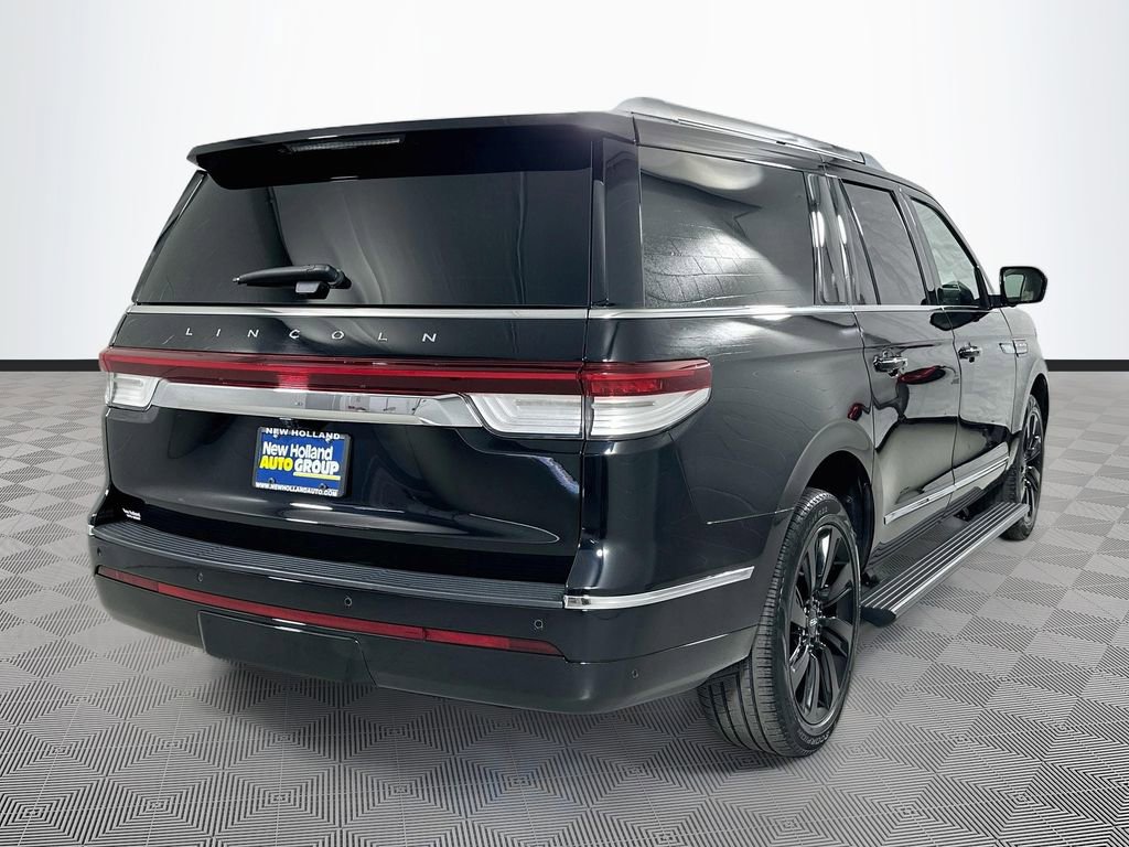 Used 2022 Lincoln Navigator L Reserve w/ Monochromatic Package image 7