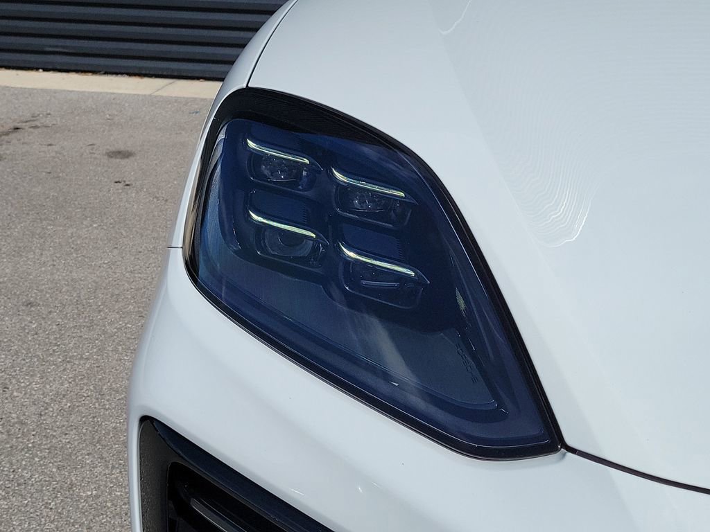 Certified 2025 Porsche Cayenne image 15