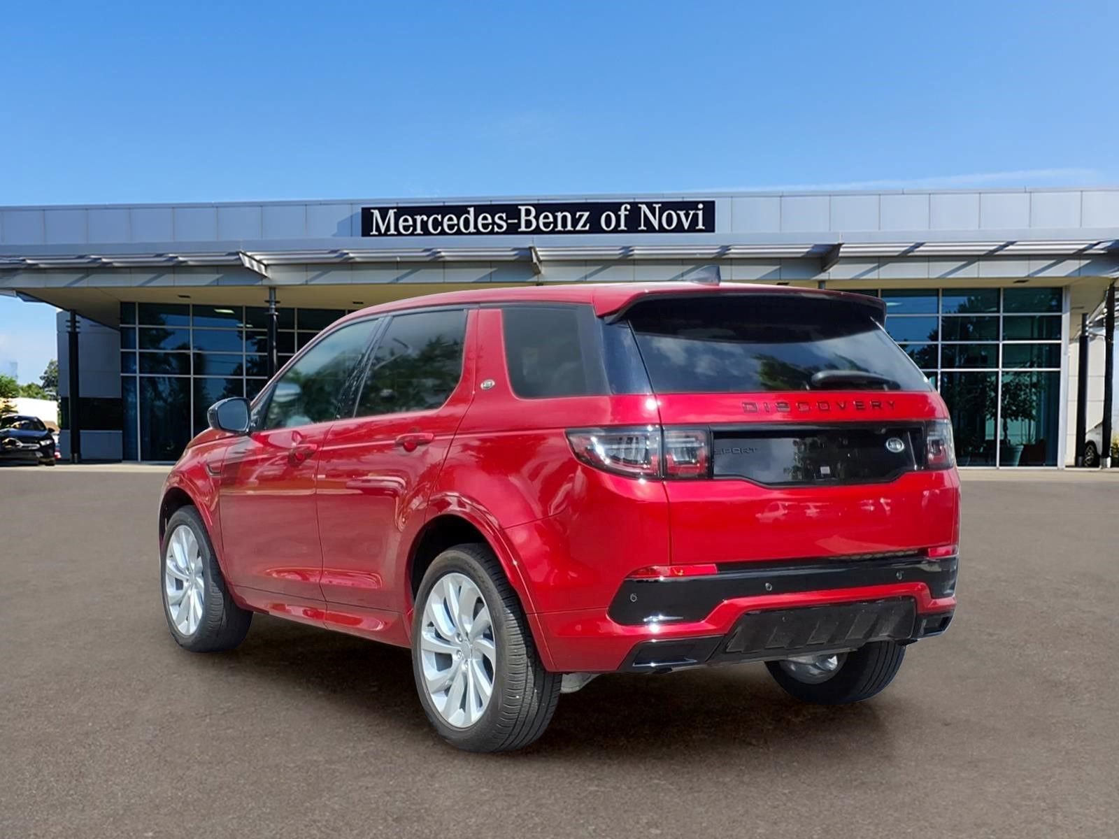 Used 2023 Land Rover Discovery Sport S R-Dynamic AWD/4WD image 3