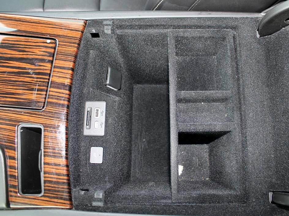 Used 2022 Cadillac Escalade Luxury image 41