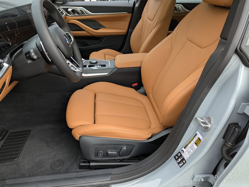 New 2026 BMW 430i xDrive w/ M Sport Package AWD/4WD image 15