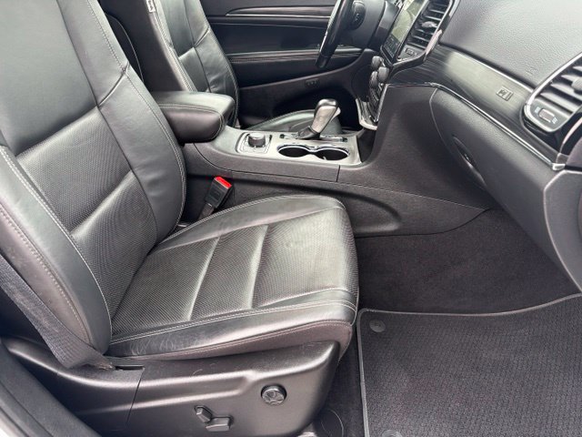 Used 2021 Jeep Grand Cherokee Limited AWD/4WD image 19