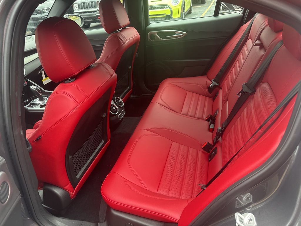 New 2026 Alfa Romeo Giulia AWD image 17