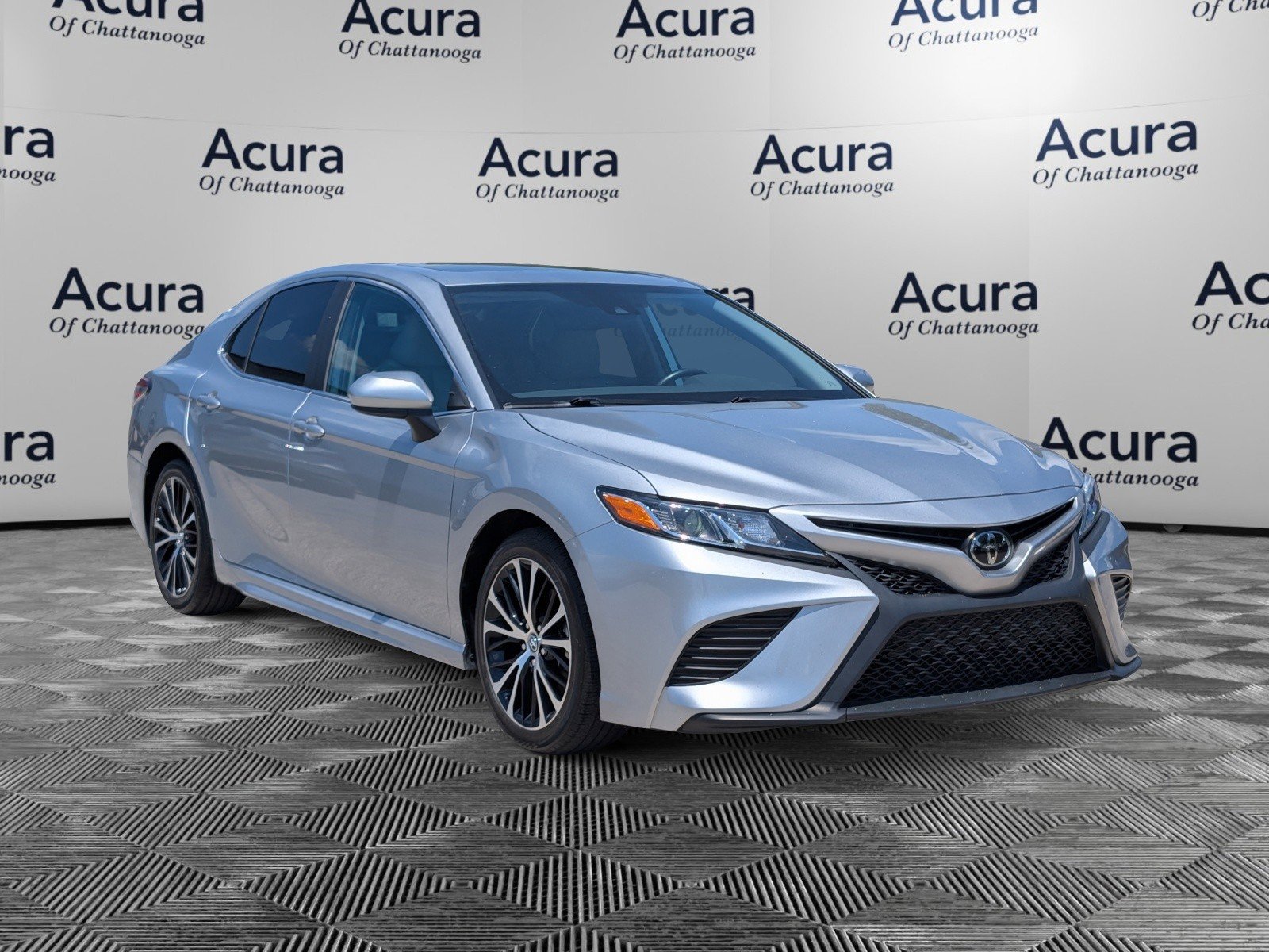 Used 2019 Toyota Camry SE