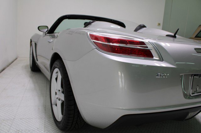 Used 2008 Saturn Sky w/ Premium Trim Package image 39