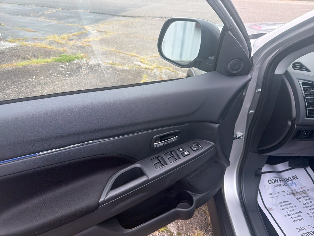 New 2027 Mitsubishi Outlander Sport LE AWD/4WD image 11