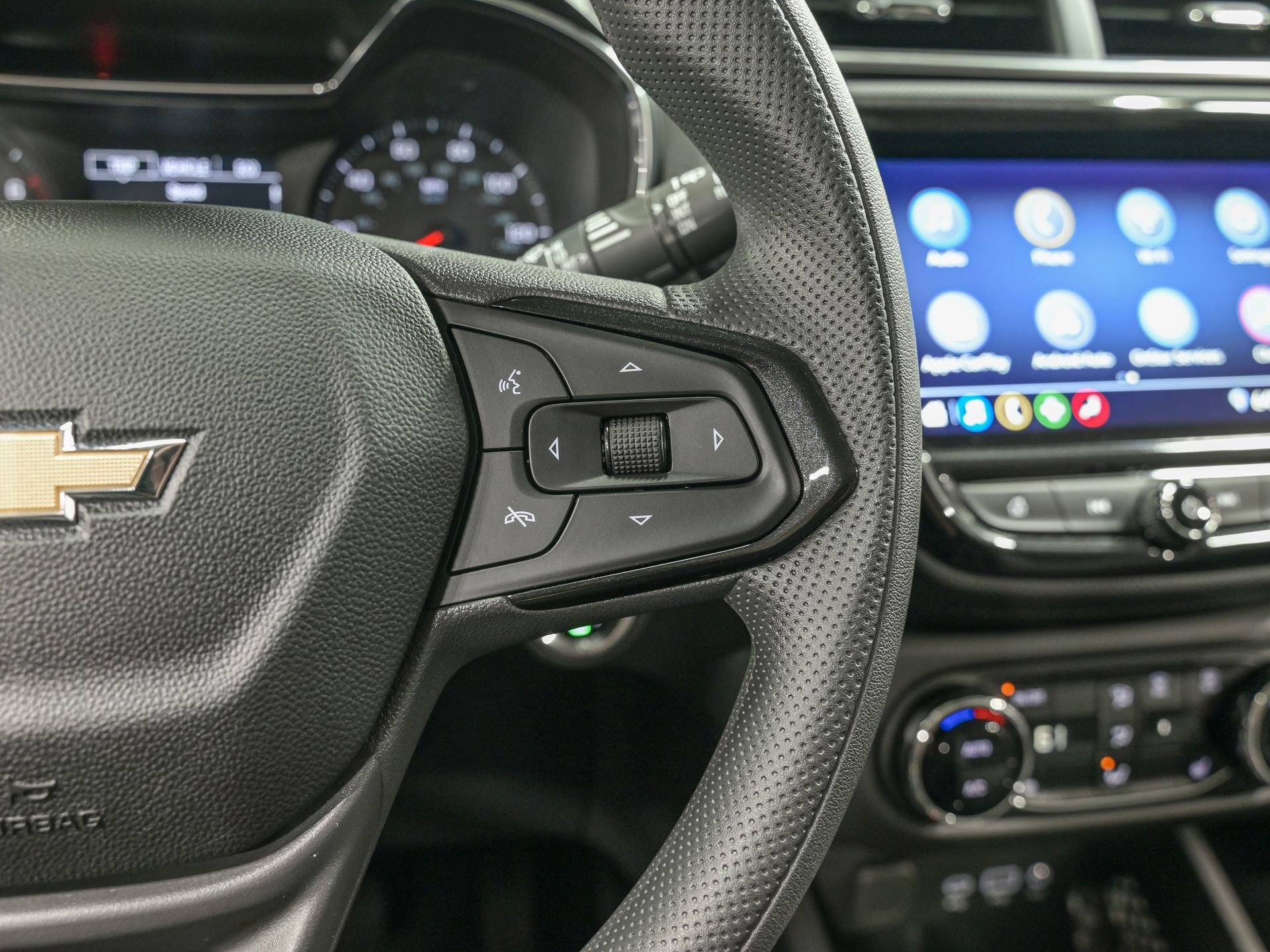 Used 2023 Chevrolet TrailBlazer LT w/ Convenience Package AWD/4WD image 20