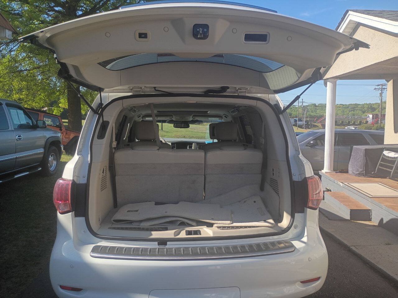 Used 2012 INFINITI QX56 4WD w/ Theater Pkg image 12