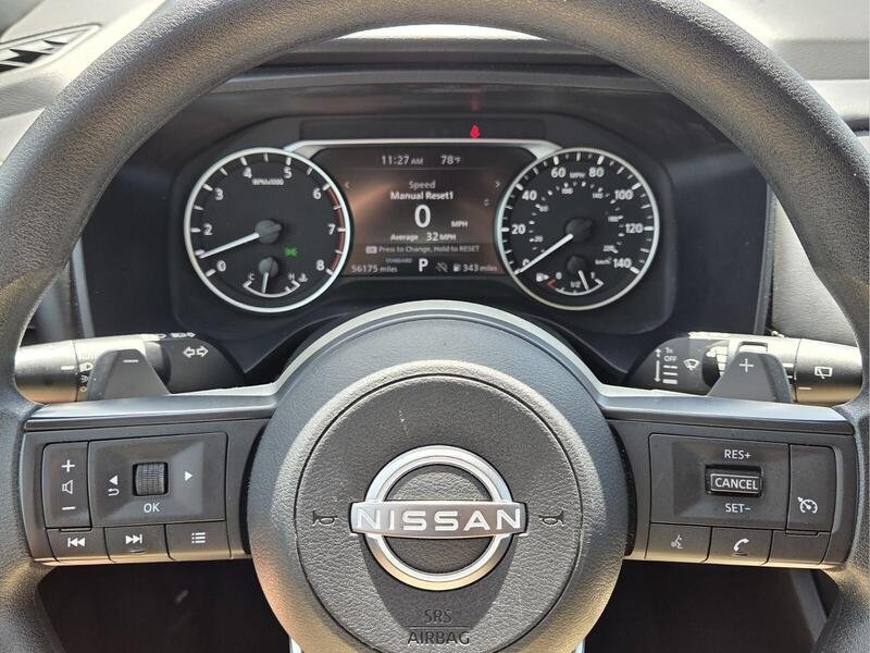 Used 2024 Nissan Rogue S FWD image 31