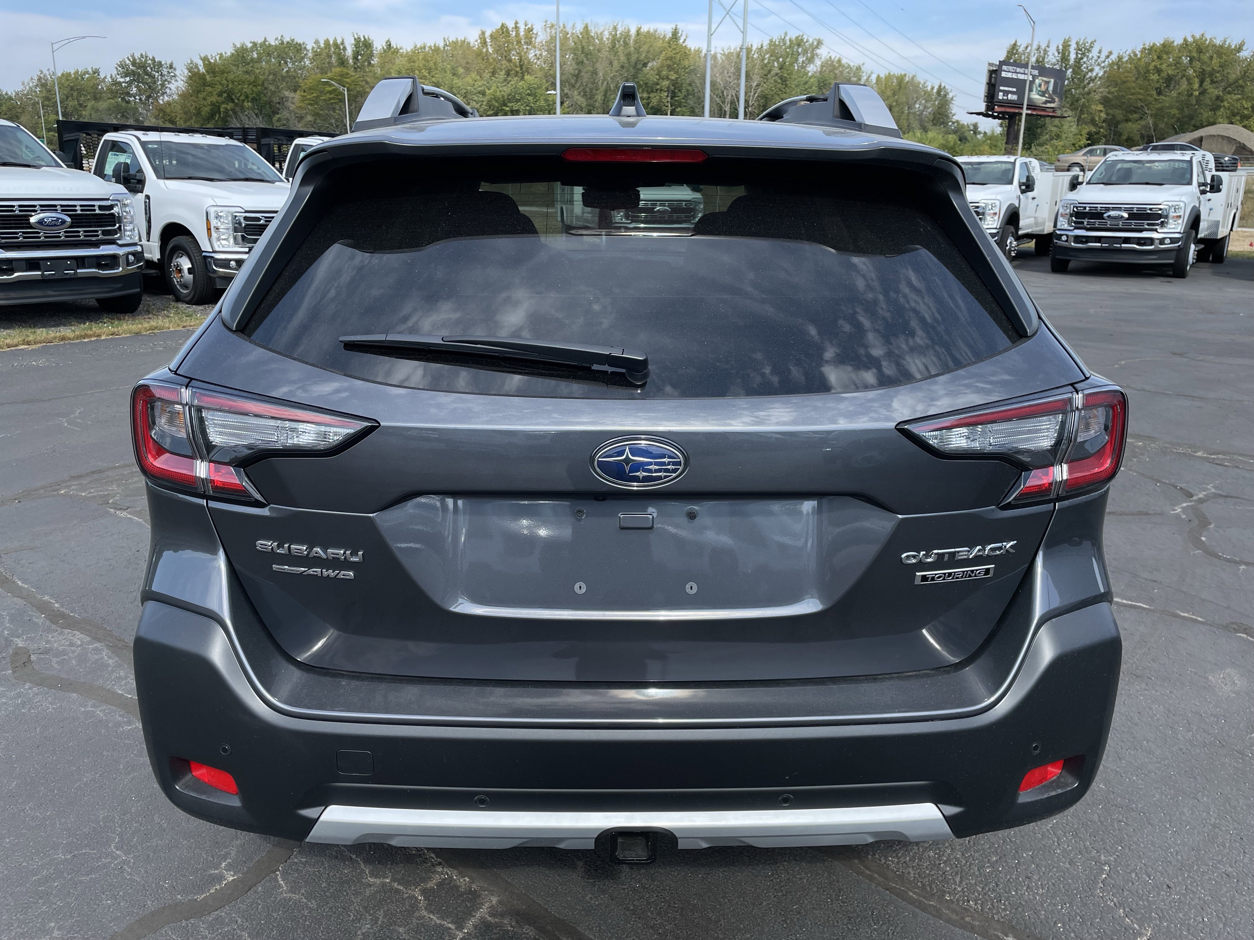 New 2025 Subaru Outback Touring image 4