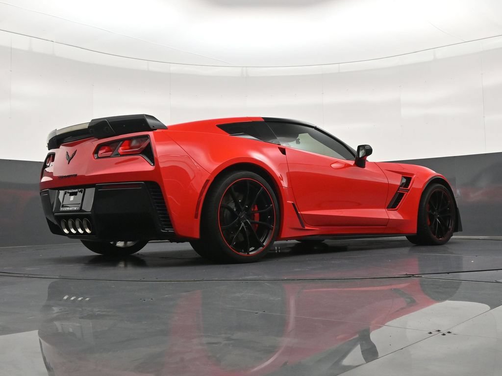 Used 2018 Chevrolet Corvette Grand Sport RWD image 29