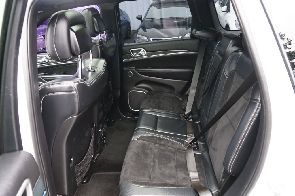 Used 2015 Jeep Grand Cherokee SRT w/ Trailer Tow Group IV image 13