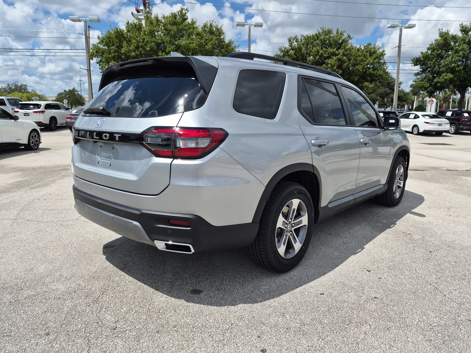 New 2026 Honda Pilot EX-L image 6