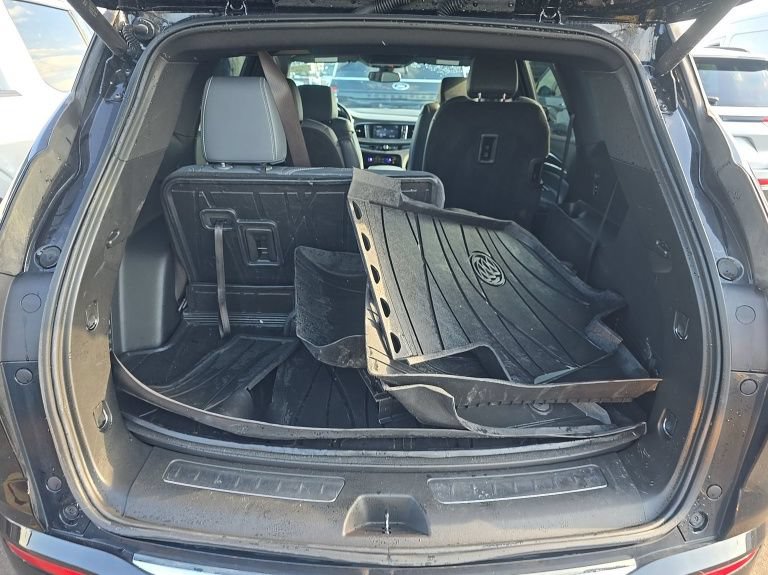 Used 2023 Buick Enclave Essence w/ Sport Touring Edition FWD image 16