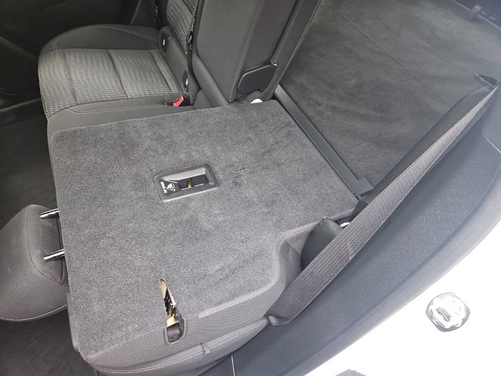 Used 2025 Chevrolet Equinox LT AWD/4WD image 26