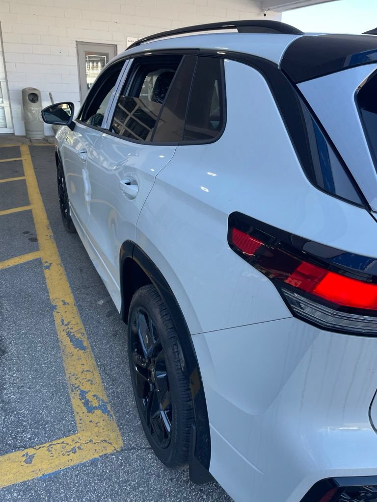 New 2026 Volkswagen Tiguan SE R-Line AWD/4WD image 14