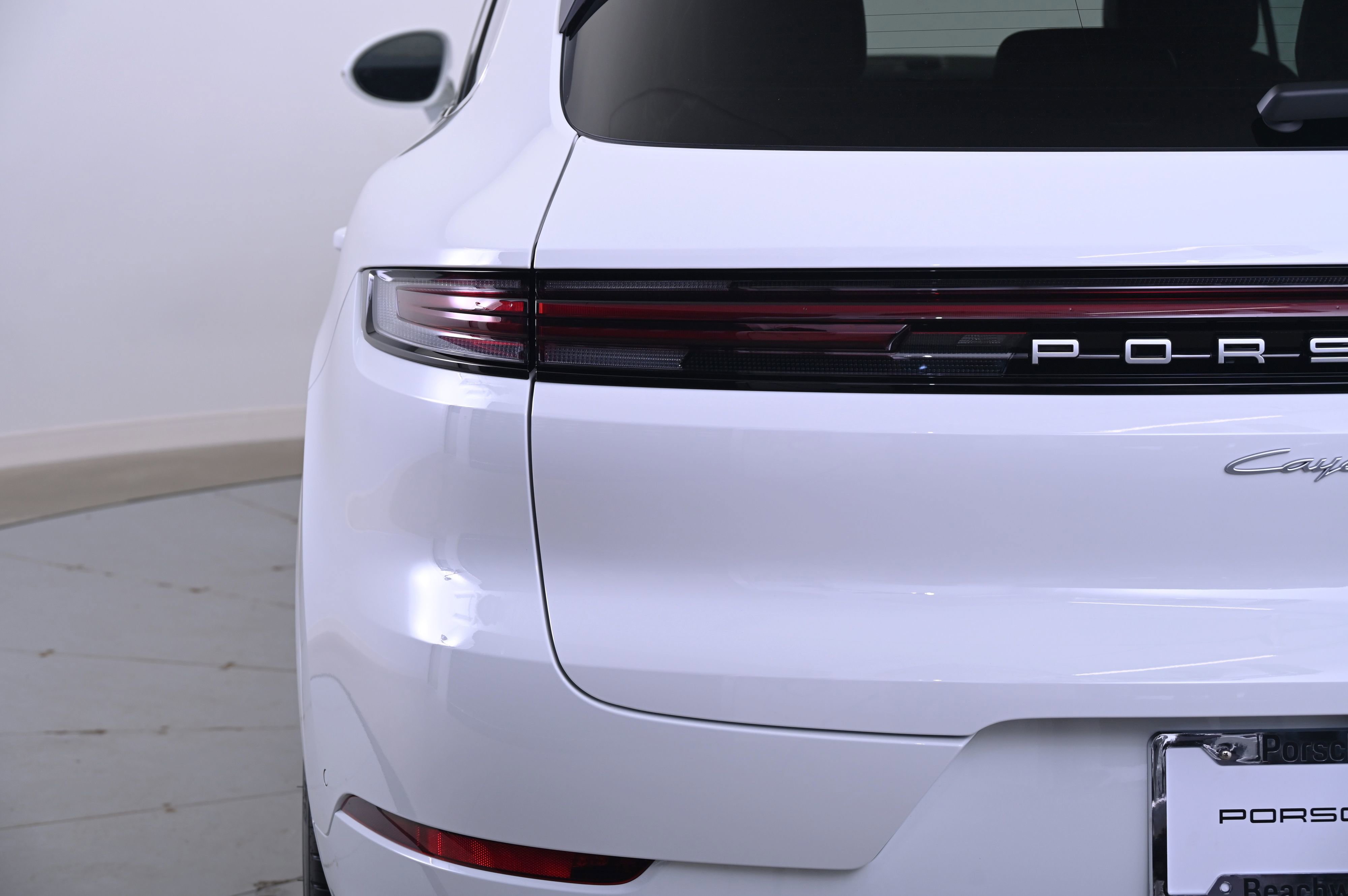 Certified 2025 Porsche Cayenne image 13