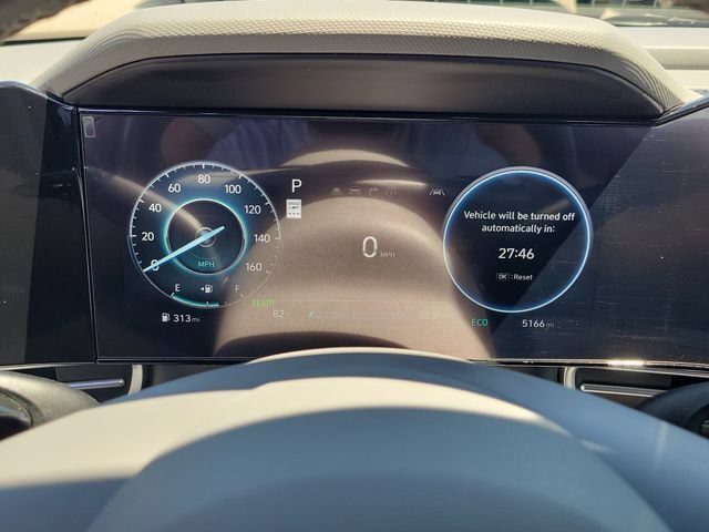 Certified 2025 Hyundai Elantra SEL FWD image 9