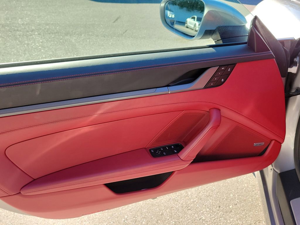 Certified 2022 Porsche 911 Carrera 4 image 23