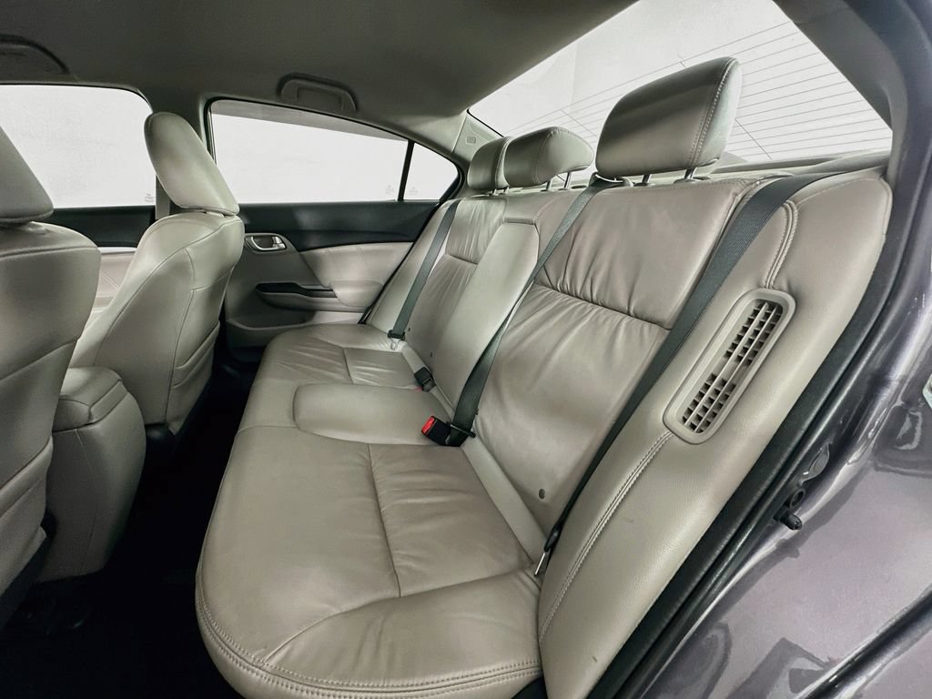 Used 2015 Honda Civic Hybrid Sedan image 24