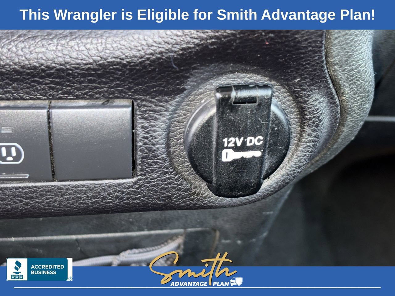 Used 2017 Jeep Wrangler Unlimited Sahara w/ Connectivity Group image 18