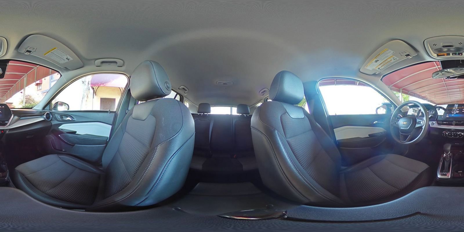 Used 2025 Chevrolet Trax LT image 41