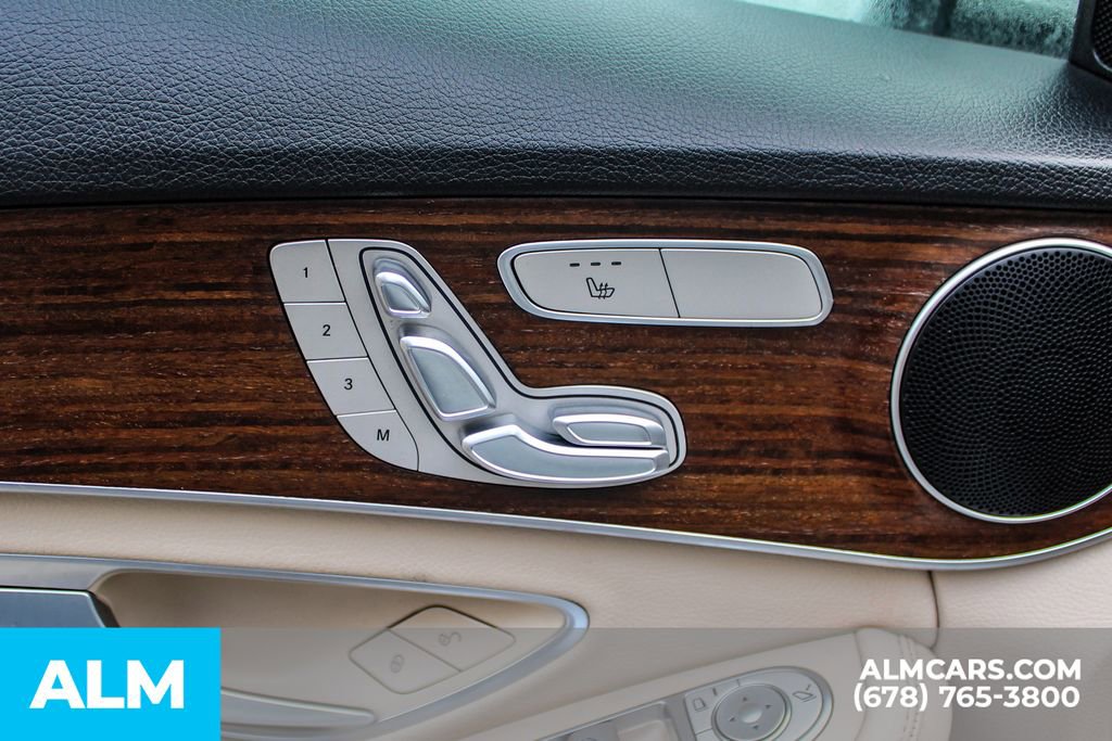 Used 2021 Mercedes-Benz C 300 4MATIC Sedan image 36