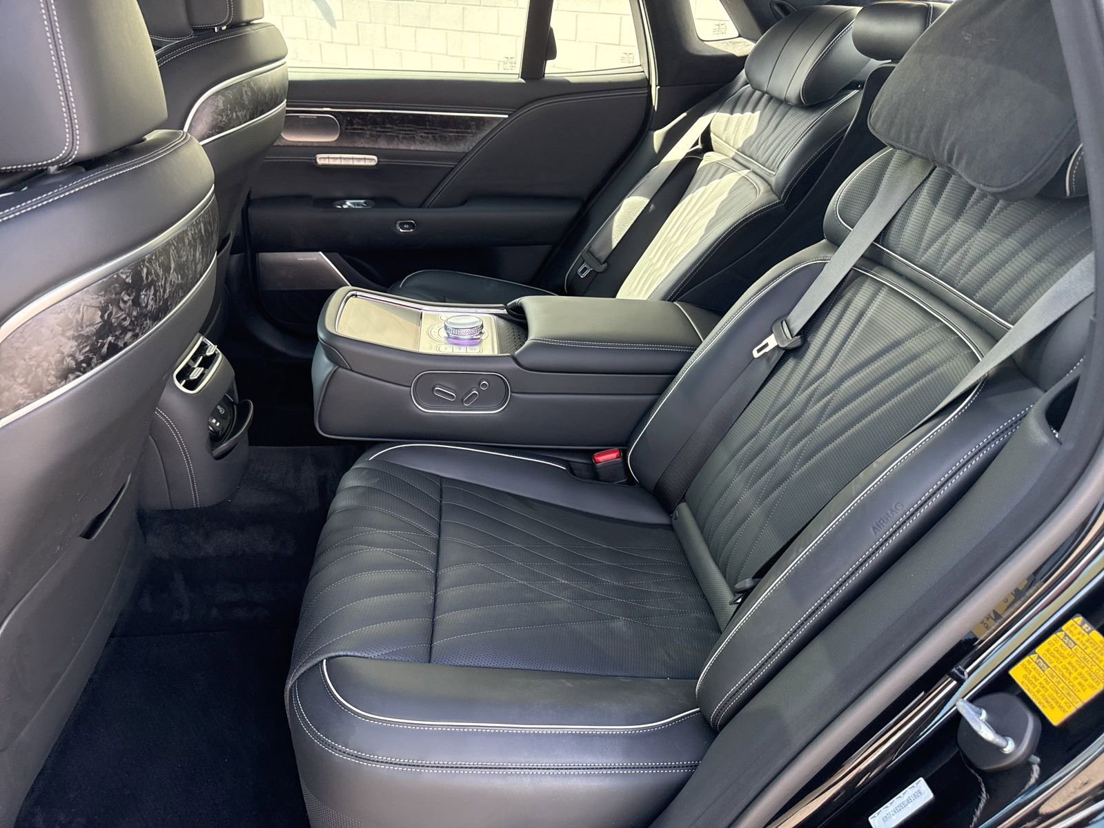 Used 2025 Genesis G90 3.5T image 14