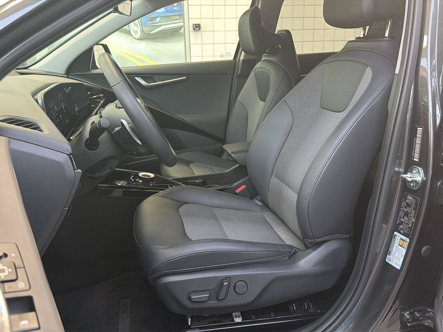 Used 2024 Kia Niro Wind FWD image 14