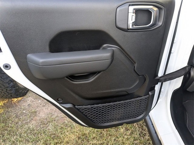 New 2026 Jeep Wrangler Rubicon w/ Technology Group image 25