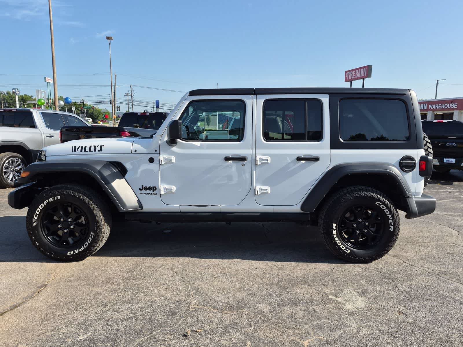 Used 2021 Jeep Wrangler Unlimited Sport AWD/4WD image 3