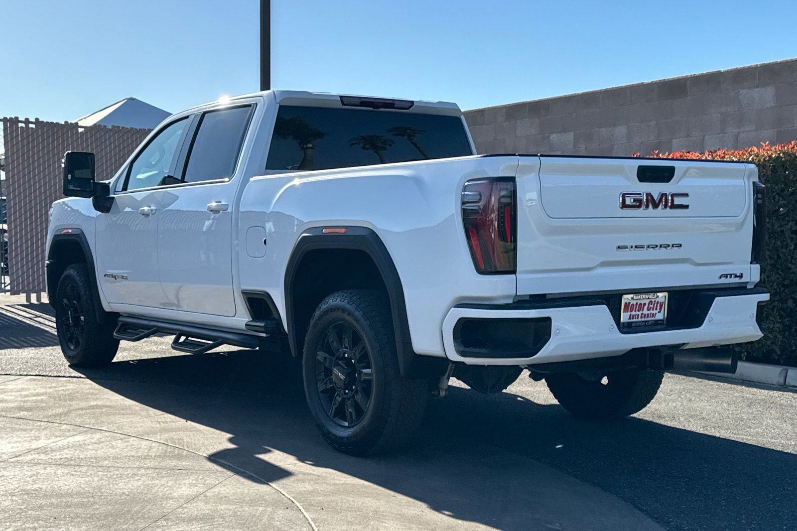 Certified 2025 GMC Sierra 2500 AT4 AWD/4WD image 6