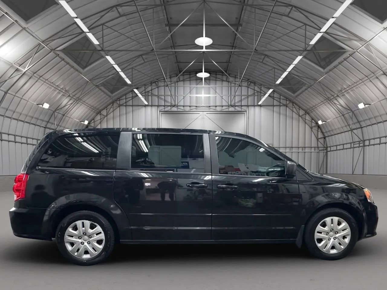 Used 2014 Dodge Grand Caravan SE w/ Quick Order Package 29E SE image 6