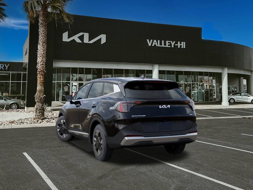 New 2026 Kia Sportage LX FWD image 4