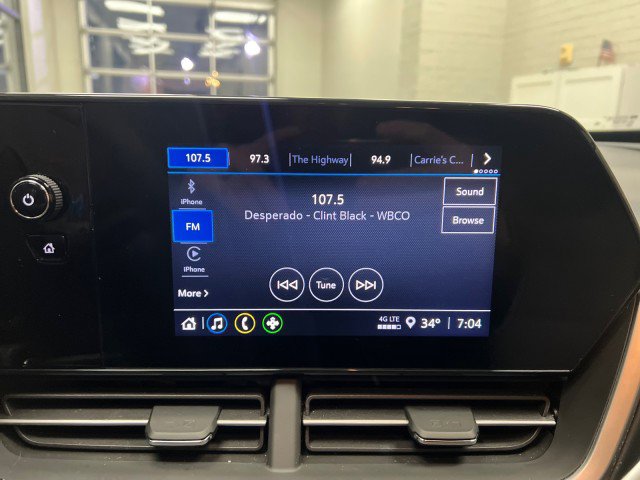 Used 2025 Chevrolet Trax LS w/ LS Convenience Package image 23