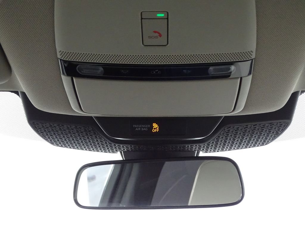 Used 2023 Nissan Ariya FWD image 30