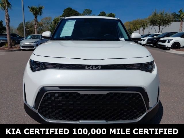 Certified 2025 Kia Soul LX FWD image 2