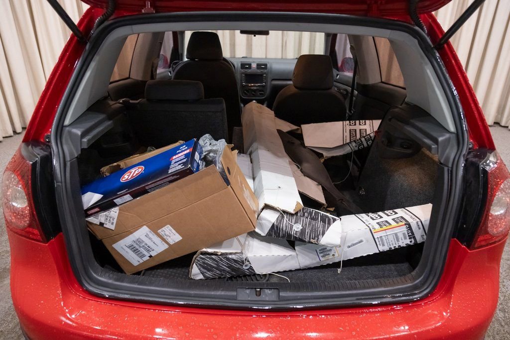 Used 2008 Volkswagen Rabbit S image 17