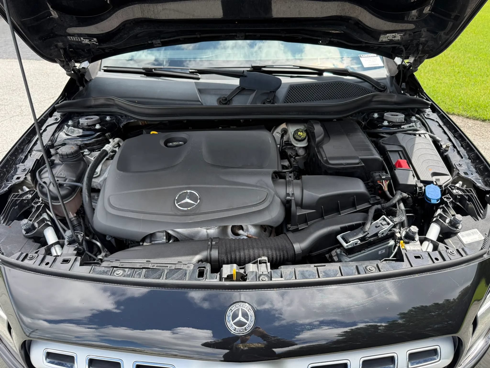 Used 2020 Mercedes-Benz GLA 250 w/ Premium Package image 13