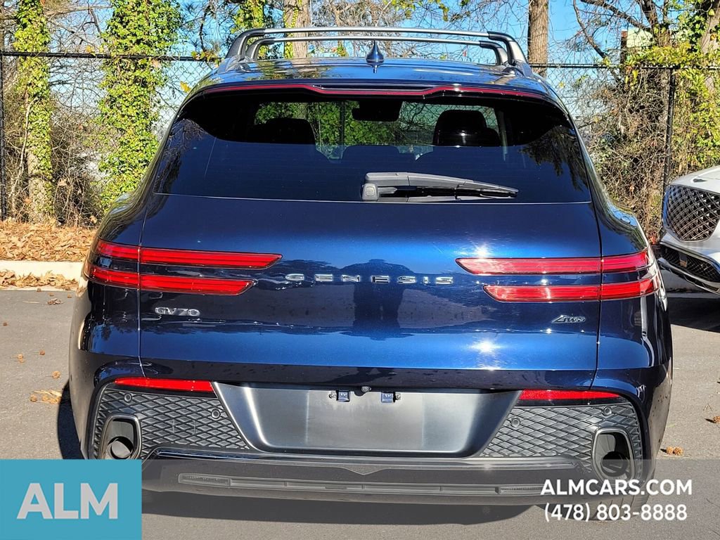 Used 2023 Genesis GV70 2.5T w/ Advanced Package image 8