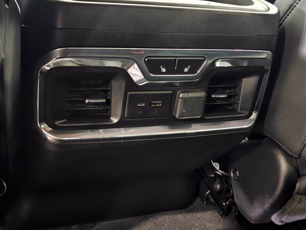 Used 2021 Chevrolet Silverado 2500 LTZ w/ LTZ Convenience Package AWD/4WD image 41