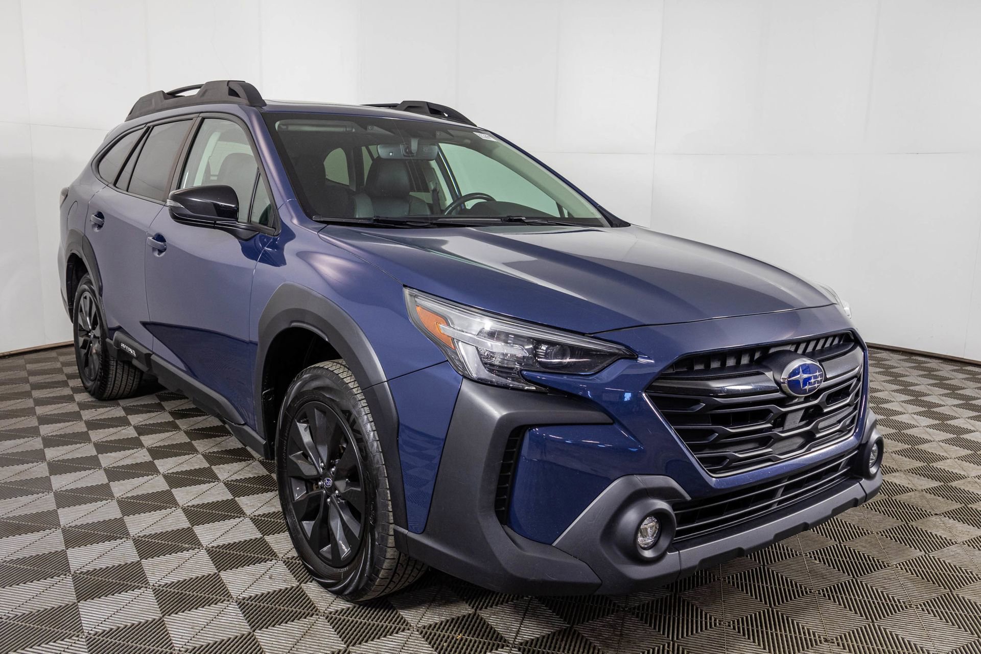 Used 2023 Subaru Outback Onyx Edition image 14