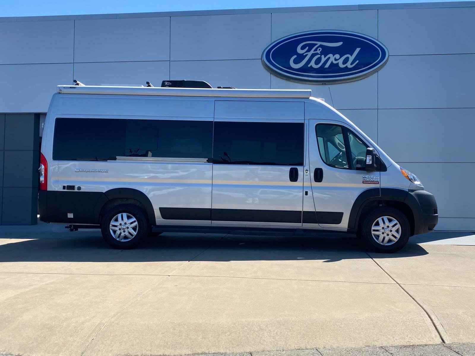 Used 2019 RAM ProMaster 3500 w/ Premium Appearance Group image 3