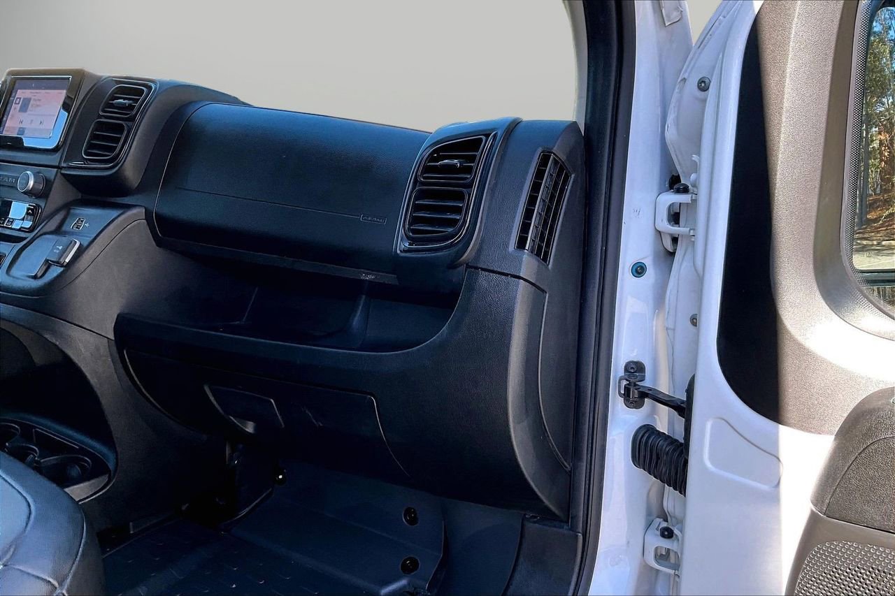 Used 2024 RAM ProMaster 2500 w/ Convenience Group image 18
